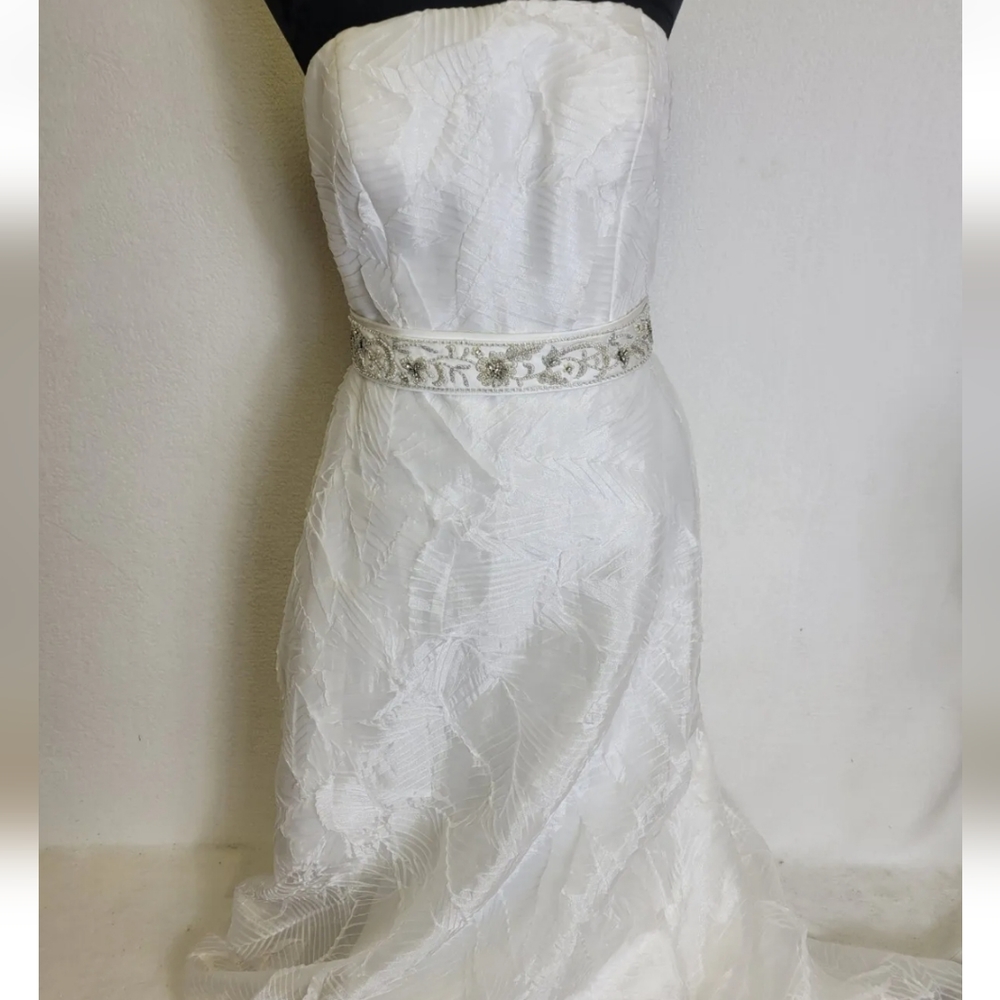 Destinations by Mon CHERI Ivory Floor Lenth Cocktail Dress Size 6 New with Tags